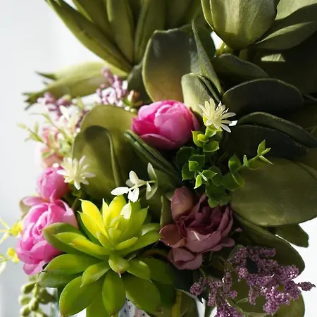 Πανσιόν Secret Garden Vendeghaz 4*