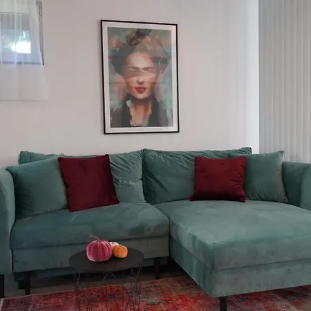 Secret Garden Vendeghaz 4* Πετς