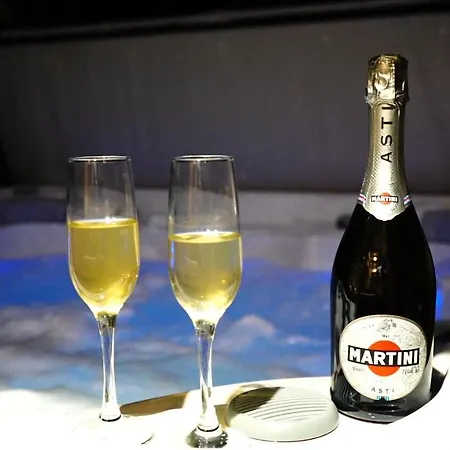 Secret Garden Vendeghaz Πανσιόν 4*