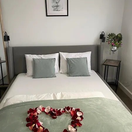 Secret Garden Vendeghaz Πανσιόν