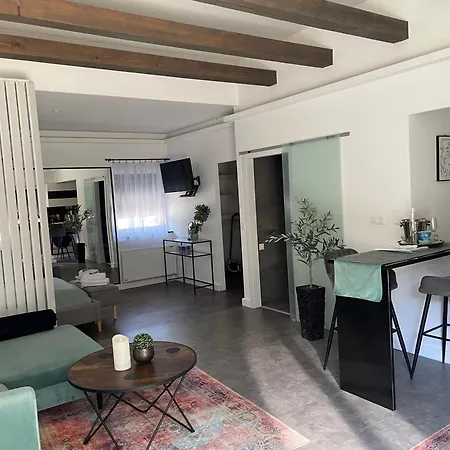 Secret Garden Vendeghaz Πανσιόν 4*